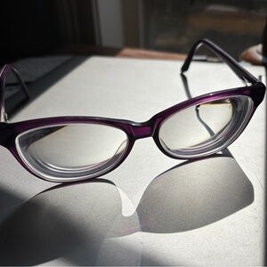 Elegant Purple Cat-Eye Glasses